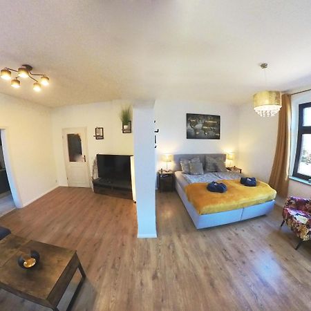 Federtraum Mit Sauna Sehr Gemuetlich, Neu Dresden Eksteriør billede